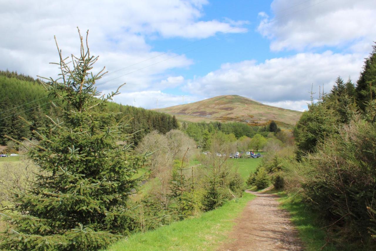 Lazy Days Lodge Glendevon Bagian luar foto